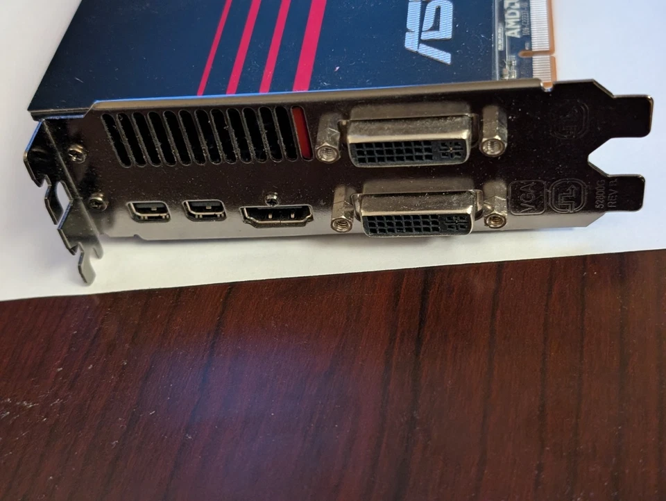 ASUS/AMD Radeon HD 6870 1GB Graphics Video Card - Image 4 of 4