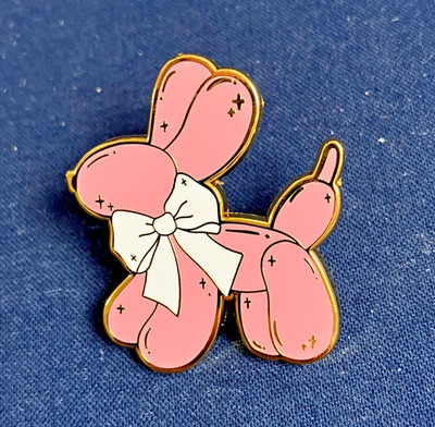 AZ71 rosa Fliege Ballon Hund Jeff Koons Kunst Geschenk Emaille Pin Anstecker Brosche