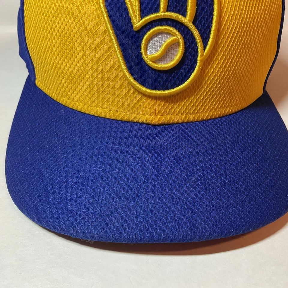 DE COLECCIÓN RETRO MILWAUKEE BREWERS NE5950 AJUSTADO 7 5/8 AZUL Y DORADO GORRA/SOMBRERO BONITA GORRA Foto 3 de 4