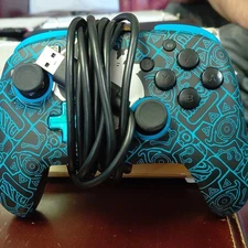 Glow in dark legend of zelda, PDP Wired Ergonomic Controller for Nintendo Switch