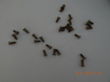 BRASS FLAT HEAD SLOTTED MACHINE SCREWS 8/32 x 1/2" 25 PCS. NEW