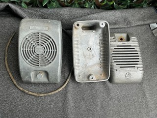 vintage drive in movie speakers 1 complete & 1 case rocket