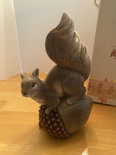 Squirrel Sitting On Acorn Figurine/ Fall / Cracker Barrel
