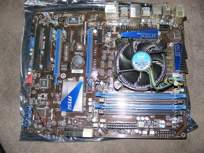 Konvolut PC - Teile, motherboard mit CPU , Grafikkarte, Netzteil, Speicher usw.