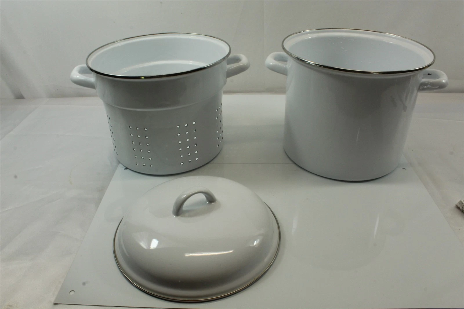 Vintage Porcelain Enameled 8 QT Double Boiler Strainer Stockpot With Lid