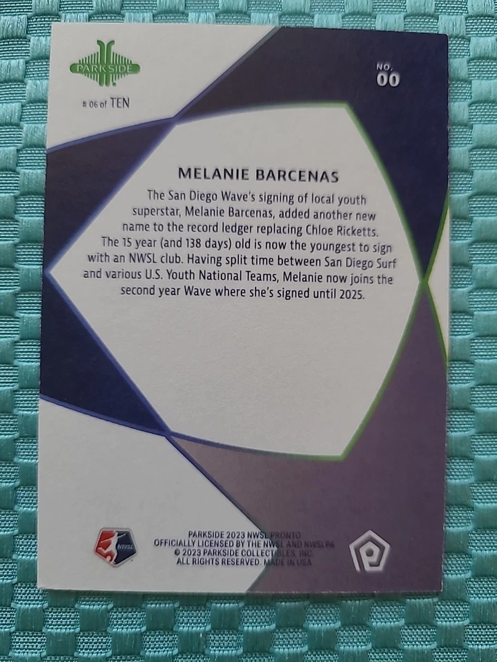 /10 Silver - 2023 NWSL Parkside Pronto Melanie Barcenas SSP First Issue RC #00 - Image 2 of 2