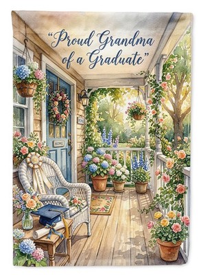 Caroline's Treasures Proud Grandma of a Graduate Gift Graduation House Flag