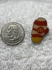 McDonald’s Crew Enamel Pin ‘Winter Ronald McDonald’s Mitten’ 