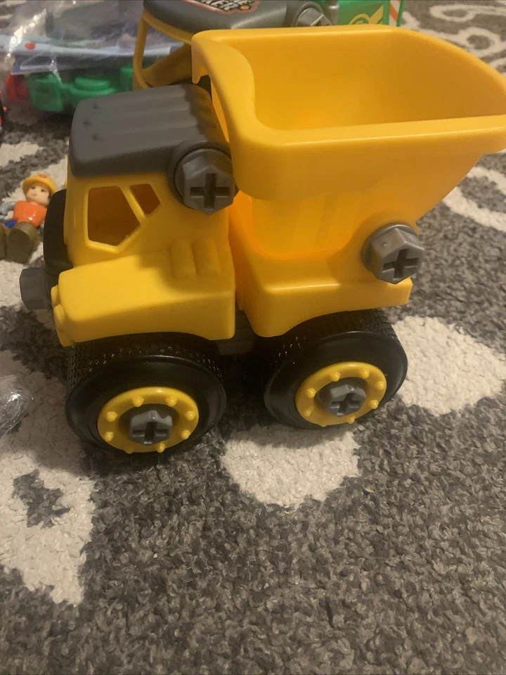 Machine Maker Construction Mega City Service Team Set - Image 2 of 4