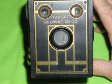 VINTAGE OEM EASTMAN KODAK U.S.A TARGET BROWNIE SIX-20 ART DECO DESIGN BOX CAMERA