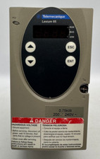 LXM05AD10M2 Schneider Lexium 05 0.75kW 200-240 volts 1 phase servo drive (69)