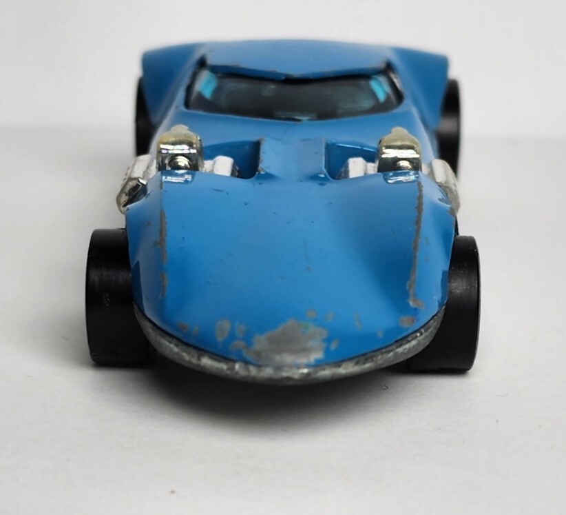 Vintage Hot Wheels Redline 68 Twin Mill and Button Blue