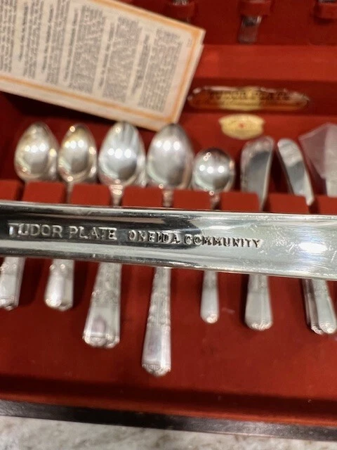 Conjunto completo de talheres Oneida Royal York Tudor placa prata 63 peças década de 1930 - Imagem 4 de 4