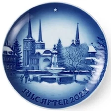 BING & GRONDAHL 2023 Christmas Plate B&G – ROSKILDE CATHEDRAL - NEW in BOX!