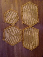 Lot Of 4 Harvest Gold Handloomed Yarn Placemats Hot Pads Vintage