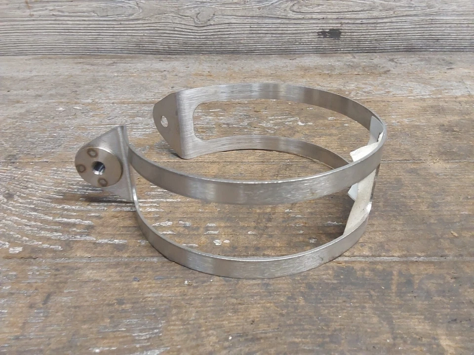 Braçadeira suporte cabide escape silenciador traseiro KTM 990 Supermoto R - Imagem 4 de 4