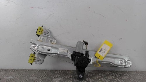 Lève-vitre électrique Arrière Droit Pour Renault Safrane Phase 2 - Réf. 7700809796 - Occasion