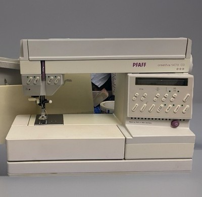 PFAFF creative 1473 CD Electronic Sewing Machine w/ Accessories & Designer