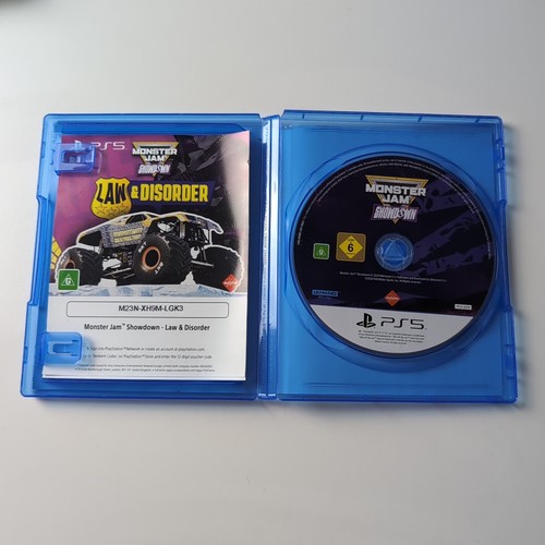 Monster Jam Showdown Day One Edition PS5 Disc Includes Law and Disorder and Odd - Foto 3 di 3