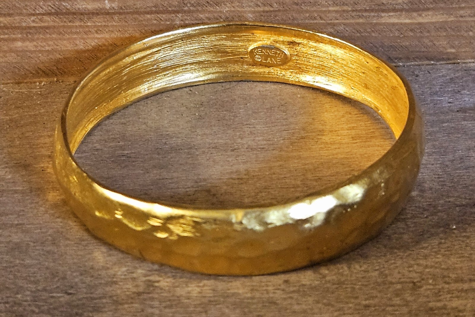 KJL Kenneth Jay Lane Classic Hammered MCM Gold To… - image 1