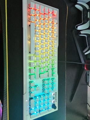 Roccat Vulcan 122 AIMO Mechanical Gaming Tastatur