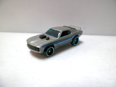 Hot Wheels Mustang Mach 1- Exclusive
