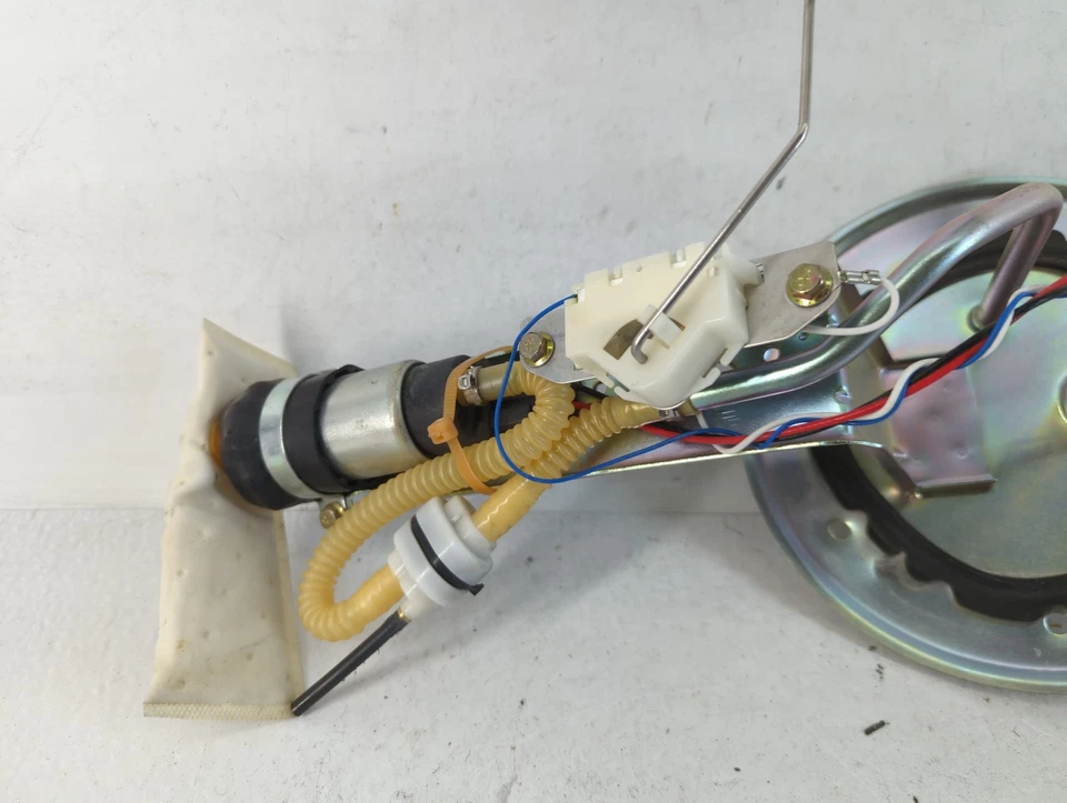 1997-2000 Dodge Caravan Electrical Gas Fuel Pump Assembly T3MLJ - Image 2 of 4