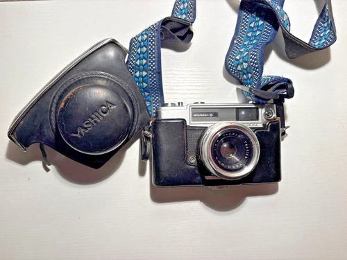 Yashica Minister-D 35mm Rangefinder Camera Yashinon 45mm f/2.8 For Parts / As Is