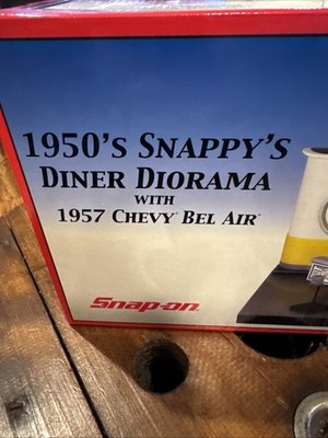 Snap-on 1950's Snappy's Diner Diorama with 1957 Chevy Bel Air Blue