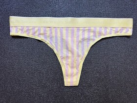 Lot 5 Victoria&rsquo;s Secret Logo sz L Cotton Thong String Panty Bundle Pack