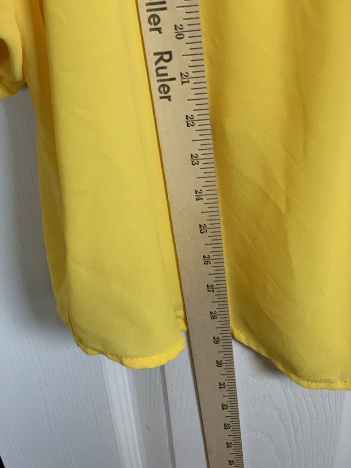 Túnica bordada floral transparente bolsos amarrar no pescoço mangas lanterna GG amarelo - Imagem 4 de 4