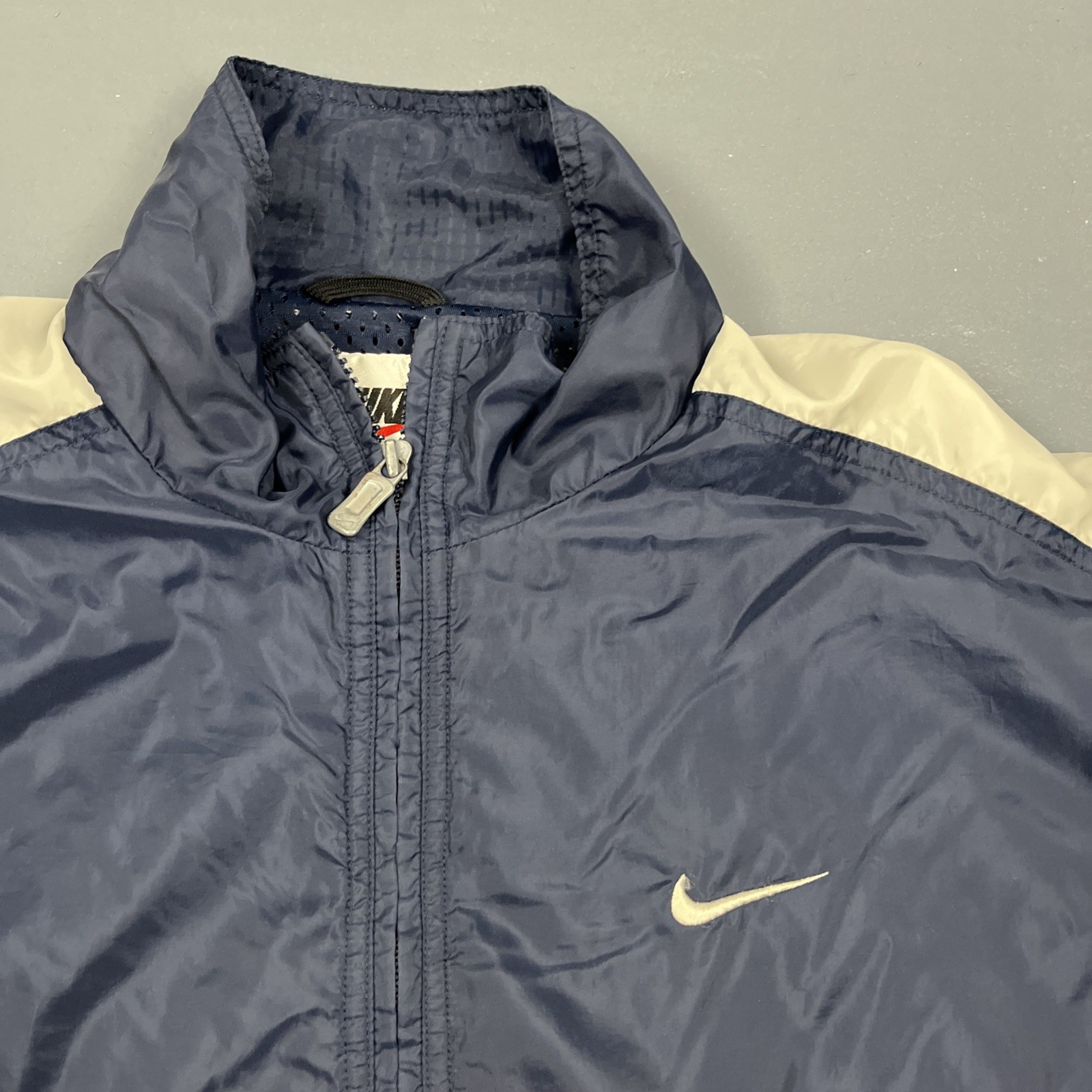SACAI X NIKE Giacca a vento Nike vintage anni 90 blu full zip grande etichetta bianca vintage sportiva