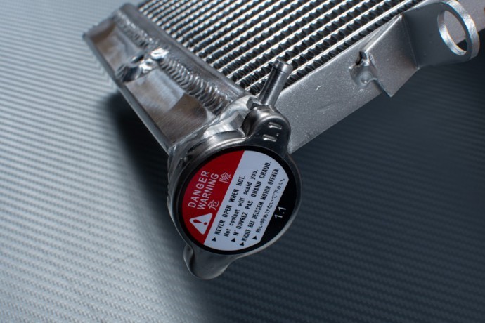Radiateur alu Racing Ducati SBK 999 H4 : performance thermique supérieure - 3