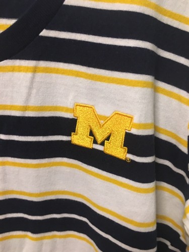 Neu mit Etikett! Michigan Wolverines CUT-OUT SPIRIT TEE von UG Apparel Damen Medium - Bild 2 von 5