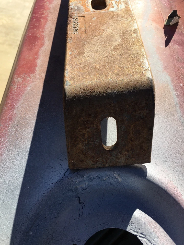 Soporte parachoques imperial 1961 1962 1963 2123796 Foto 4 de 4