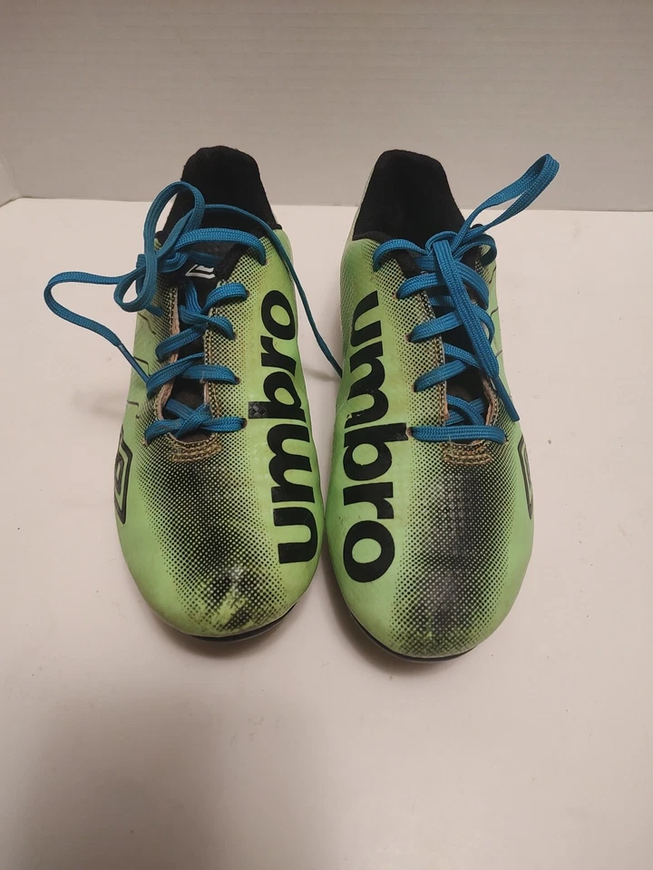 Kids Umbro Neon Green Arturo Socker Cleats Size 2.5 - Image 3 of 4