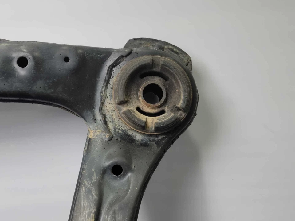 Subchasis delantero travesaño Toyota Camry Avalon Solara genuino OEM 5110006050 Foto 4 de 4