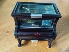 Splendido carillon musicale pianoforte vintage suona "VStride" 18,5 cm