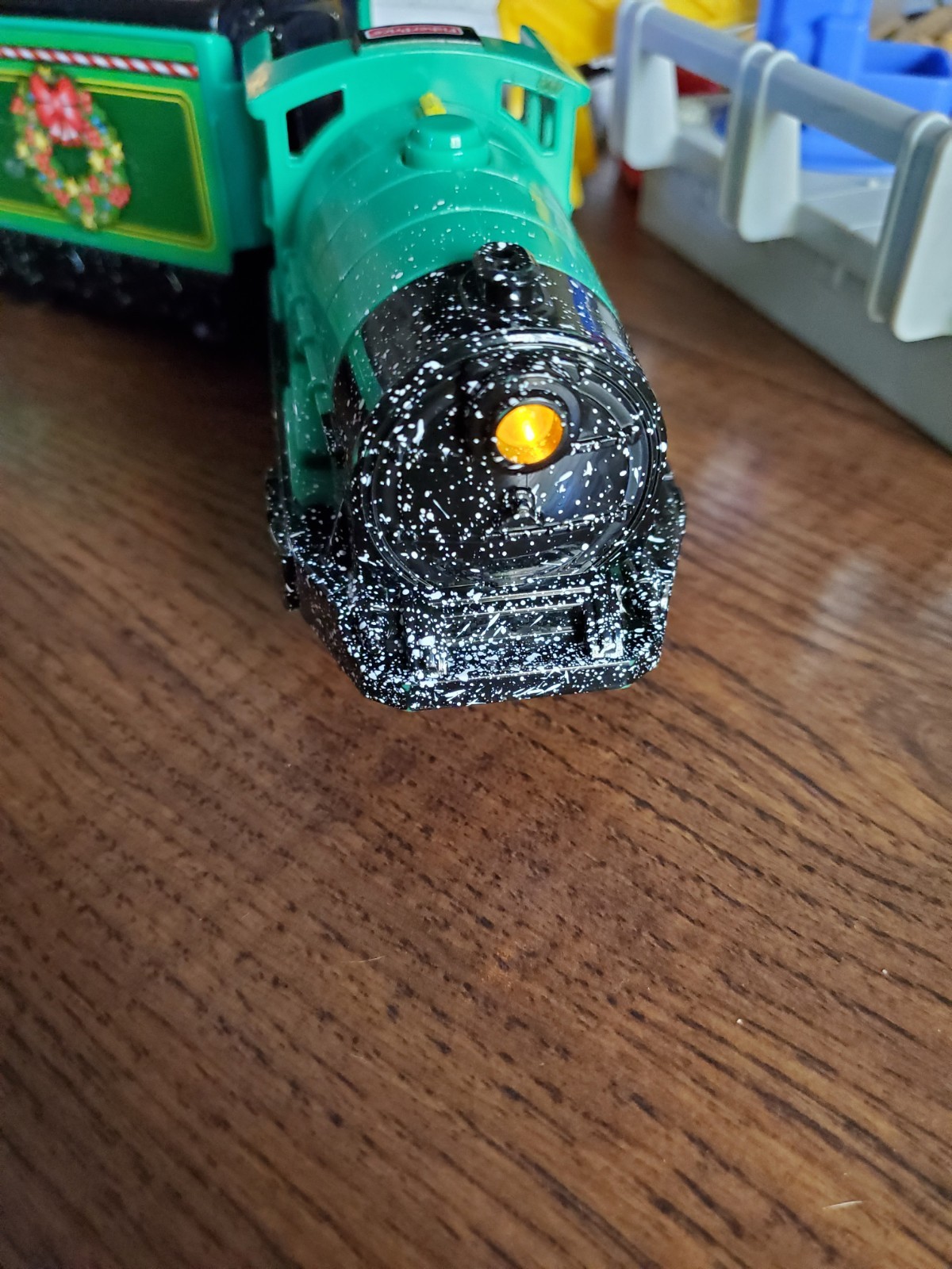 GeoTrax Trains Cars Buildings Tracks Christmas Holiday Set Toys R Us Exclusive