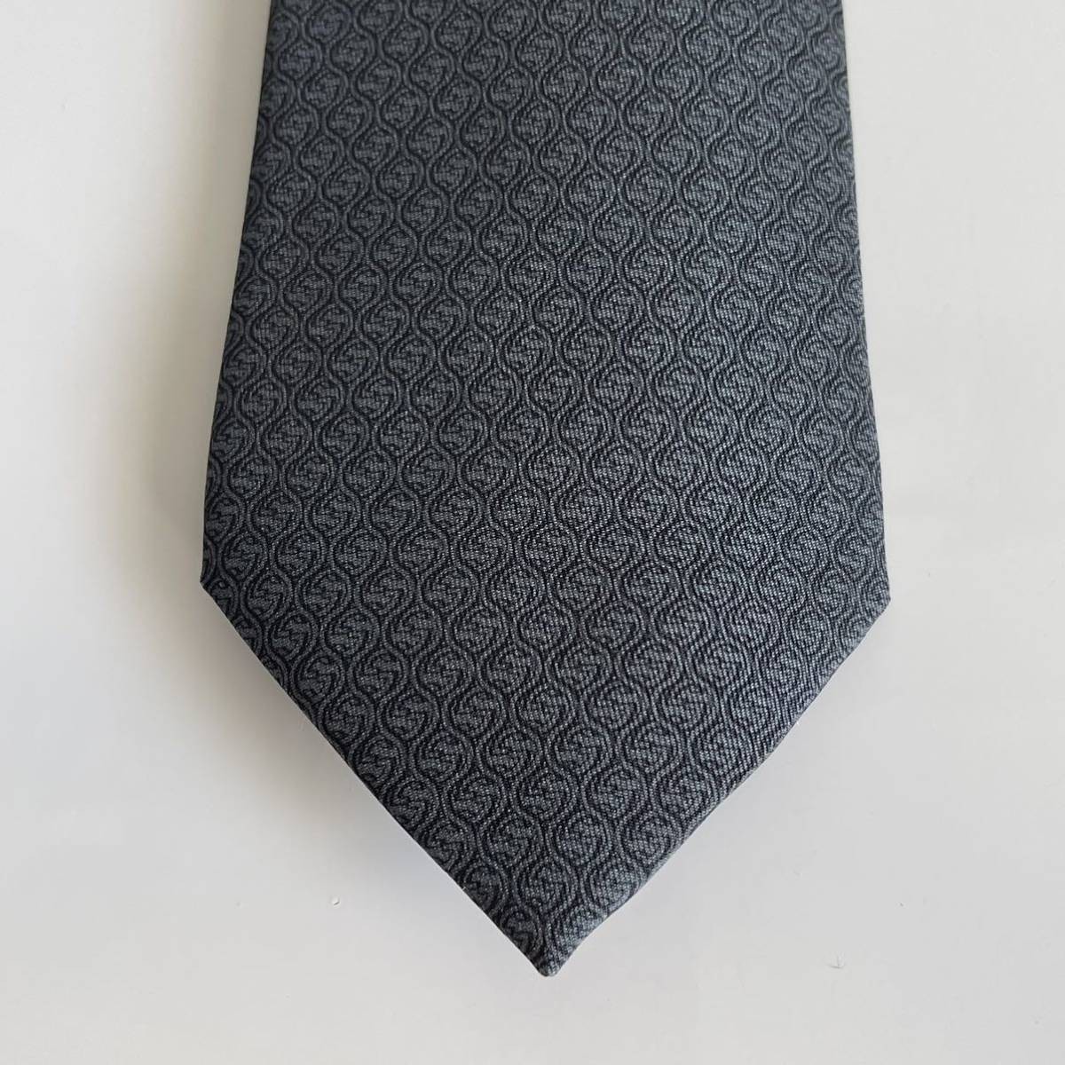 GUCCI Black Gray Interlocking GG Pattern Tie - image 5