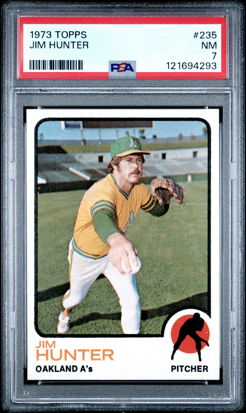 1973 TOPPS #235 JIM HUNTER PSA 7