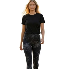 RBX Marbled Black Leggings Size Medium High Rise Cropped