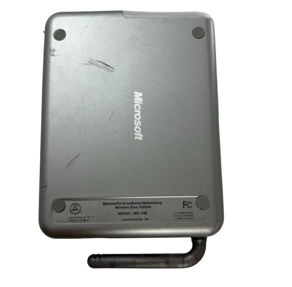 Microsoft MN-700 Wireless-G Router – 54 Mbps, 802.11g - Image 4 of 4