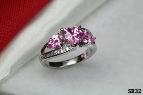Anello di fidanzamento argento sterling 925 tre pietre a forma di cuore bambino zirconi rosa - Foto 3 di 3