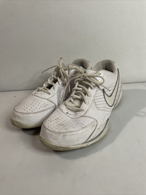 nike baseline low white