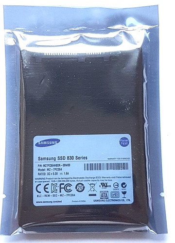 64 GB SATA-III Samsung MZ-7PC064 SSD 2.5" Festplatte