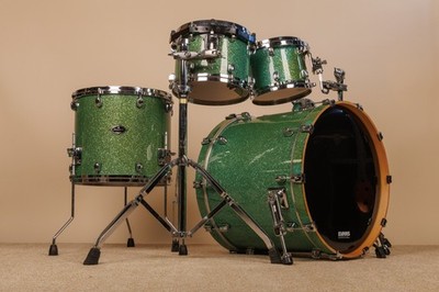 2000s Tama Starclassic Performer B/B Shattered Turquoise Drum Set