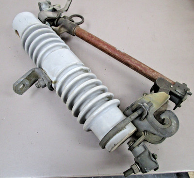 Vintage McGraw Edison Cutout  / S1 Fuse Holder