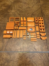 LEGO CITY Arctic Outpost Set 60035 Complete With Manuals Retired 2014