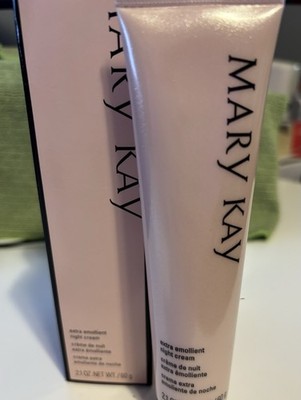 Mary Kay Extra Emollient Night Cream Full Size. New In Box.